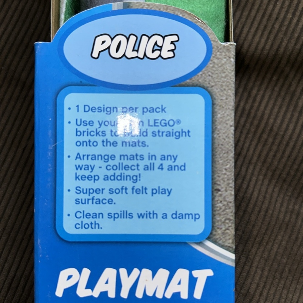 NEW IN BOX LEGO CITY POLICE PLAYMAT - Picture 2 of 4